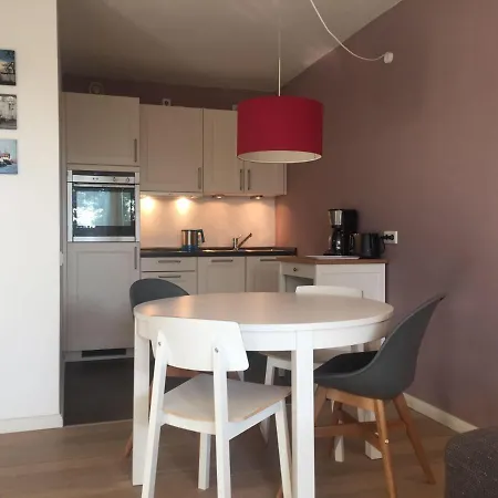 아파트 50-meter-bis-zum-strand-luetje-loge 티멘도르프스트랜드